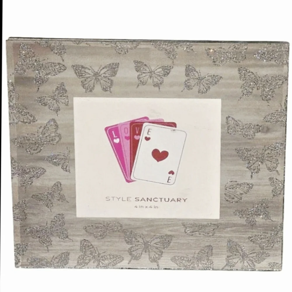 Style Sanctuaty Etched Glitter Butterfly Mirrored Photo Frame